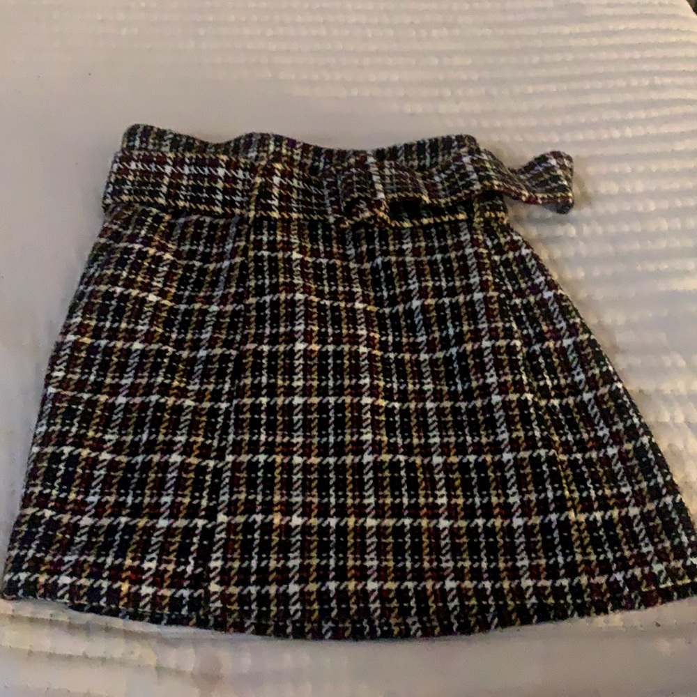 Cute skirt with belt